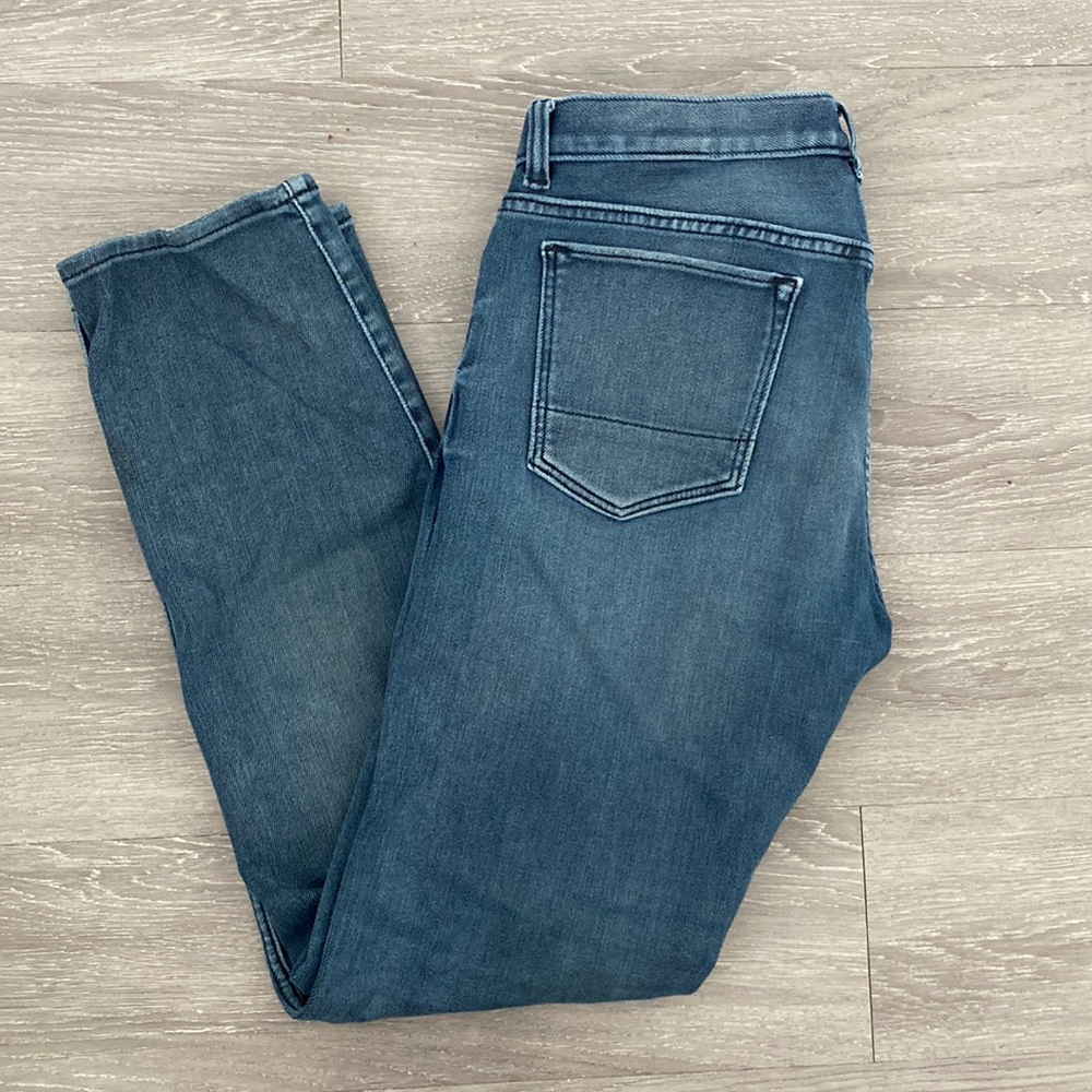 Banana Republic The Traveler Slim Fit Jeans